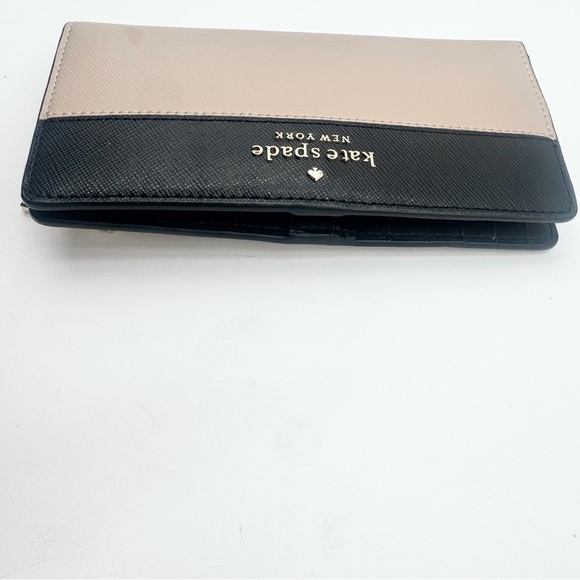 SOLD Kate Spade Staci Wallet - Picture 6 of 10
